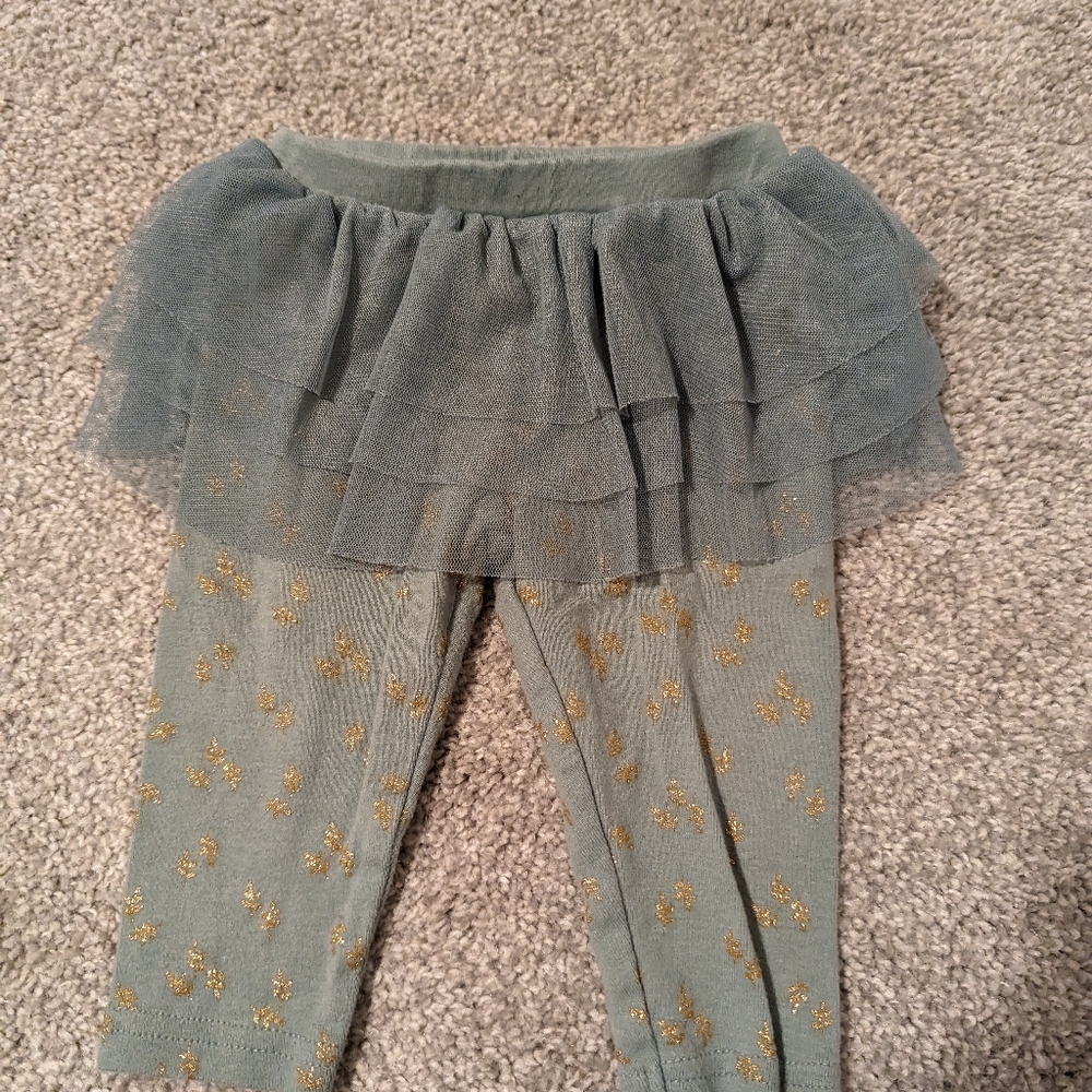 3 For $12 Sparkly Thankful shirt and pants set - Picture 6 of 8